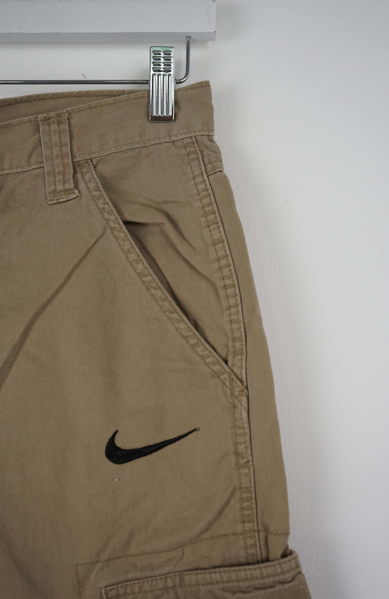 VINTAGE REWORK CARGO SHORTS W29
