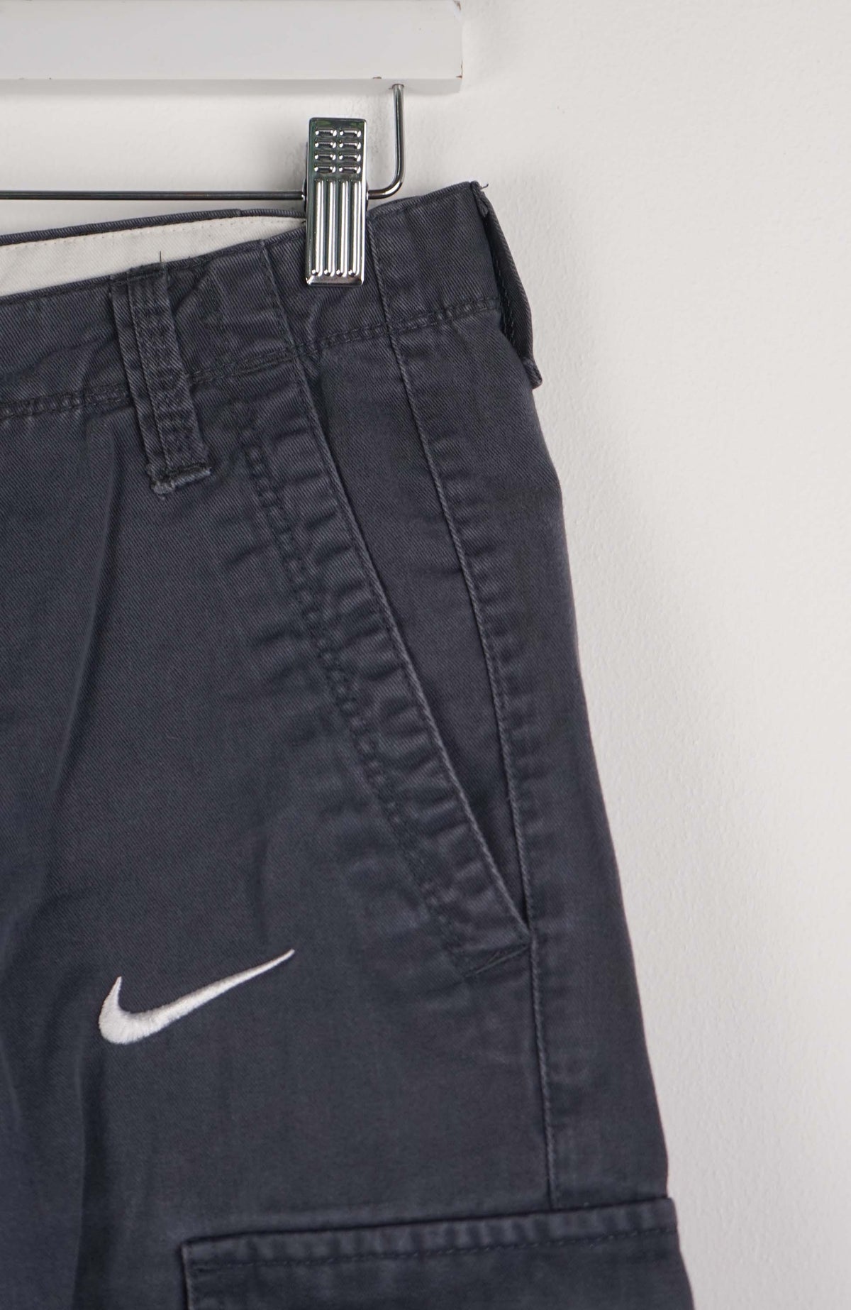 VINTAGE REWORK CARGO SHORTS W30