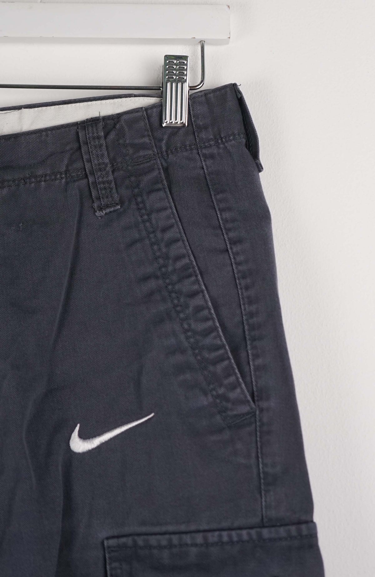 VINTAGE REWORK CARGO SHORTS W30