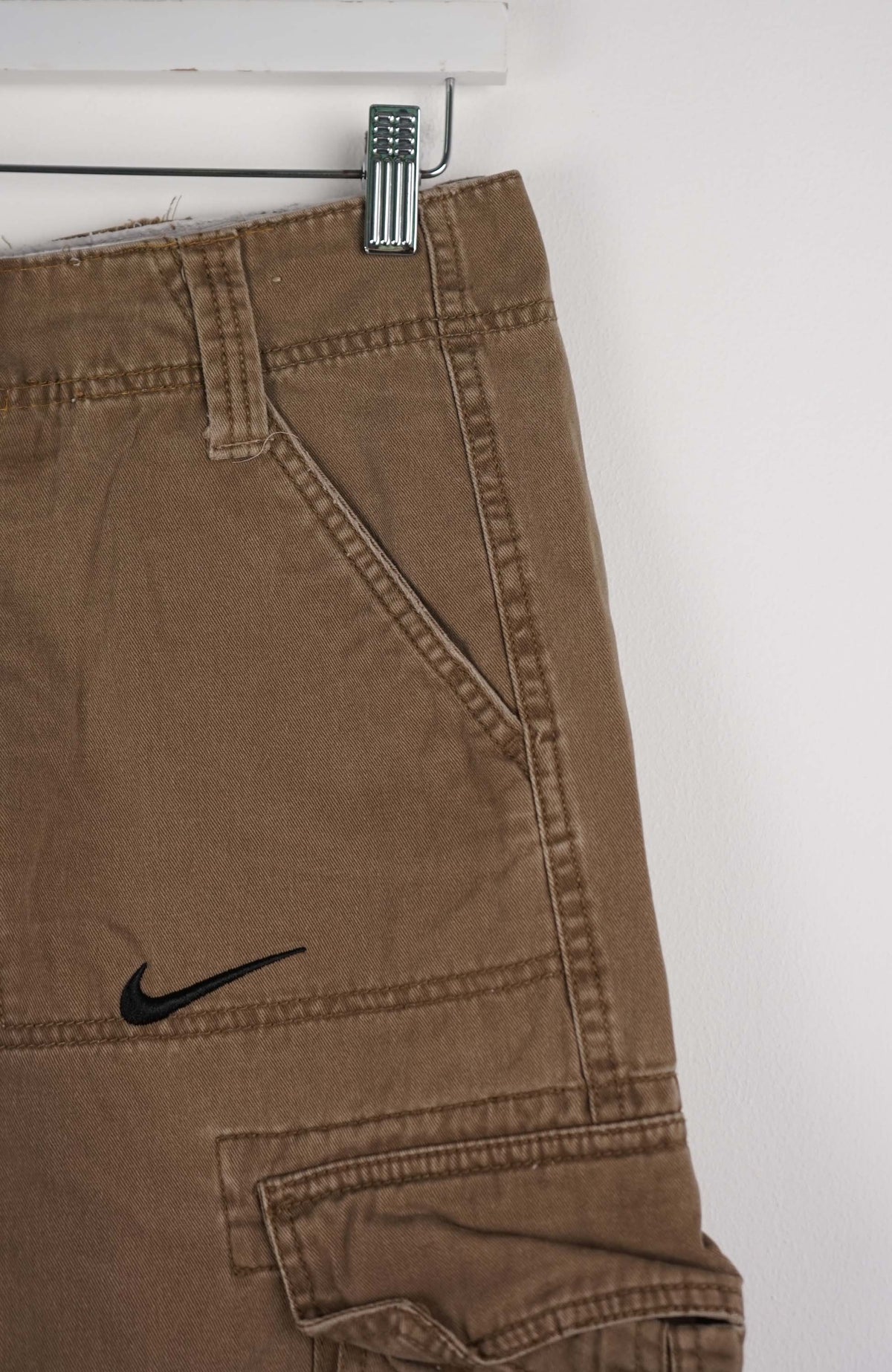 VINTAGE REWORK CARGO SHORTS W30