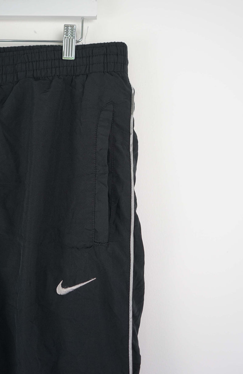 VINTAGE NIKE TRACK PANTS (XL)