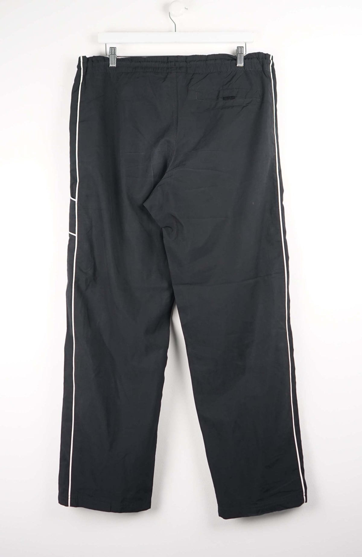 VINTAGE NIKE TRACK PANTS (XL)