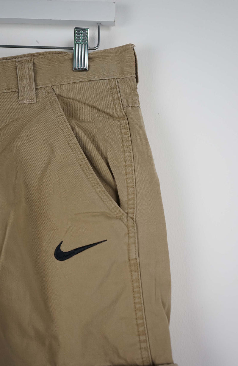 VINTAGE REWORK CARGO SHORTS W30
