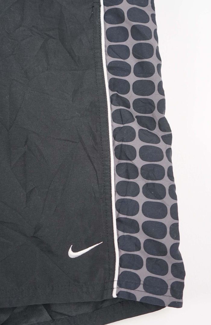 VINTAGE NIKE ACTIVE SHORTS W38