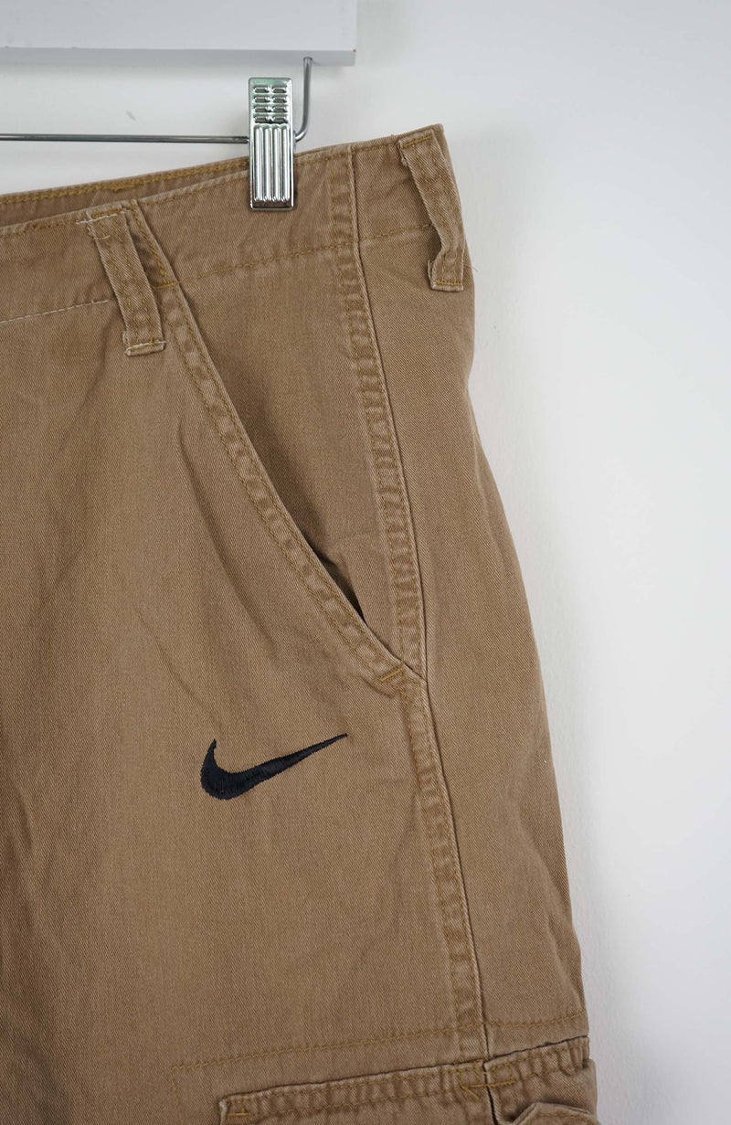 VINTAGE REWORK CARGO SHORTS W32