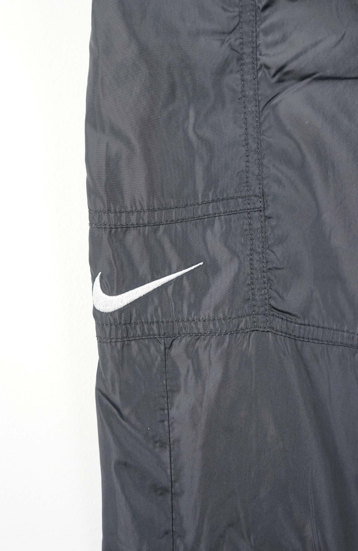 VINTAGE NIKE TRACK PANTS (M)
