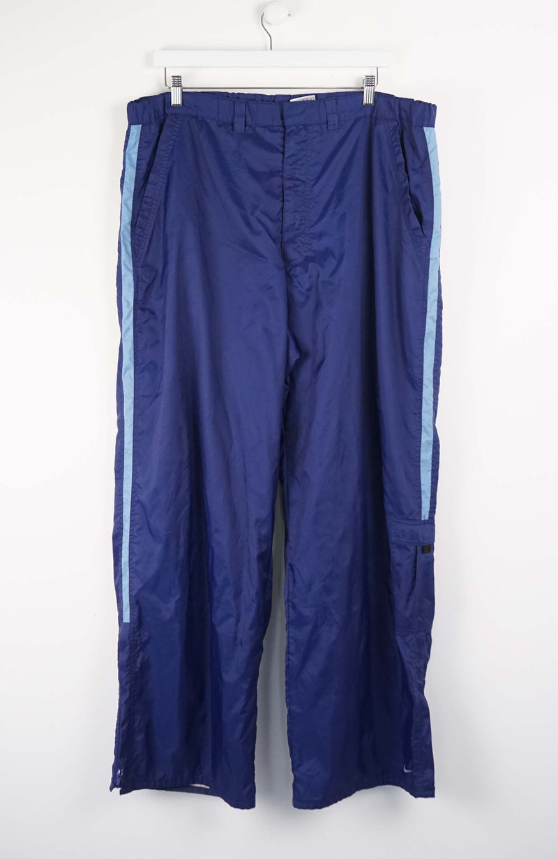 VINTAGE NIKE TRACK PANTS (XXL)