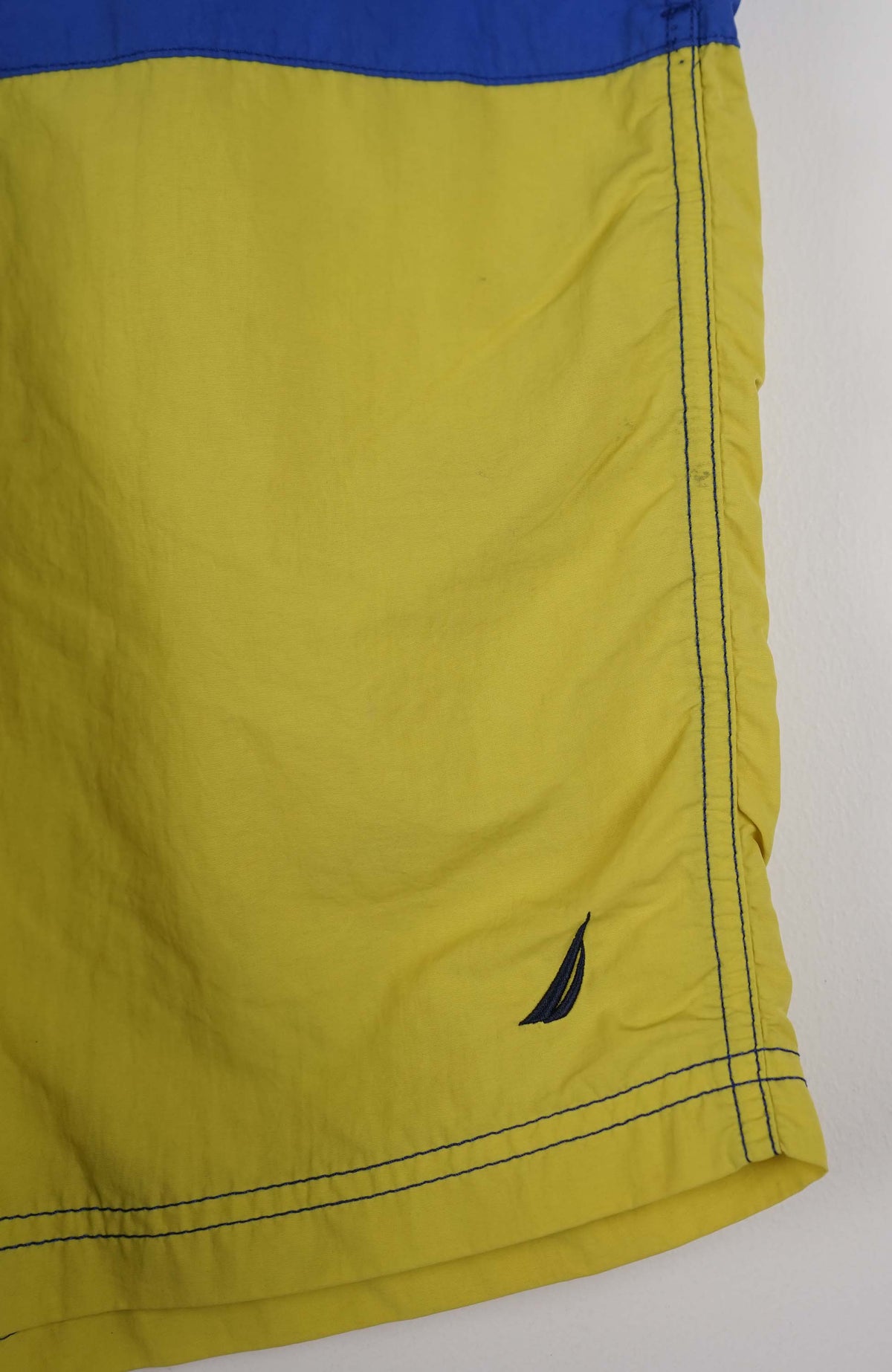 VINTAGE NAUTICA ACTIVE SHORTS W30