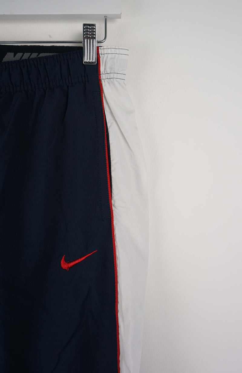 VINTAGE NIKE TRACK PANTS (M)