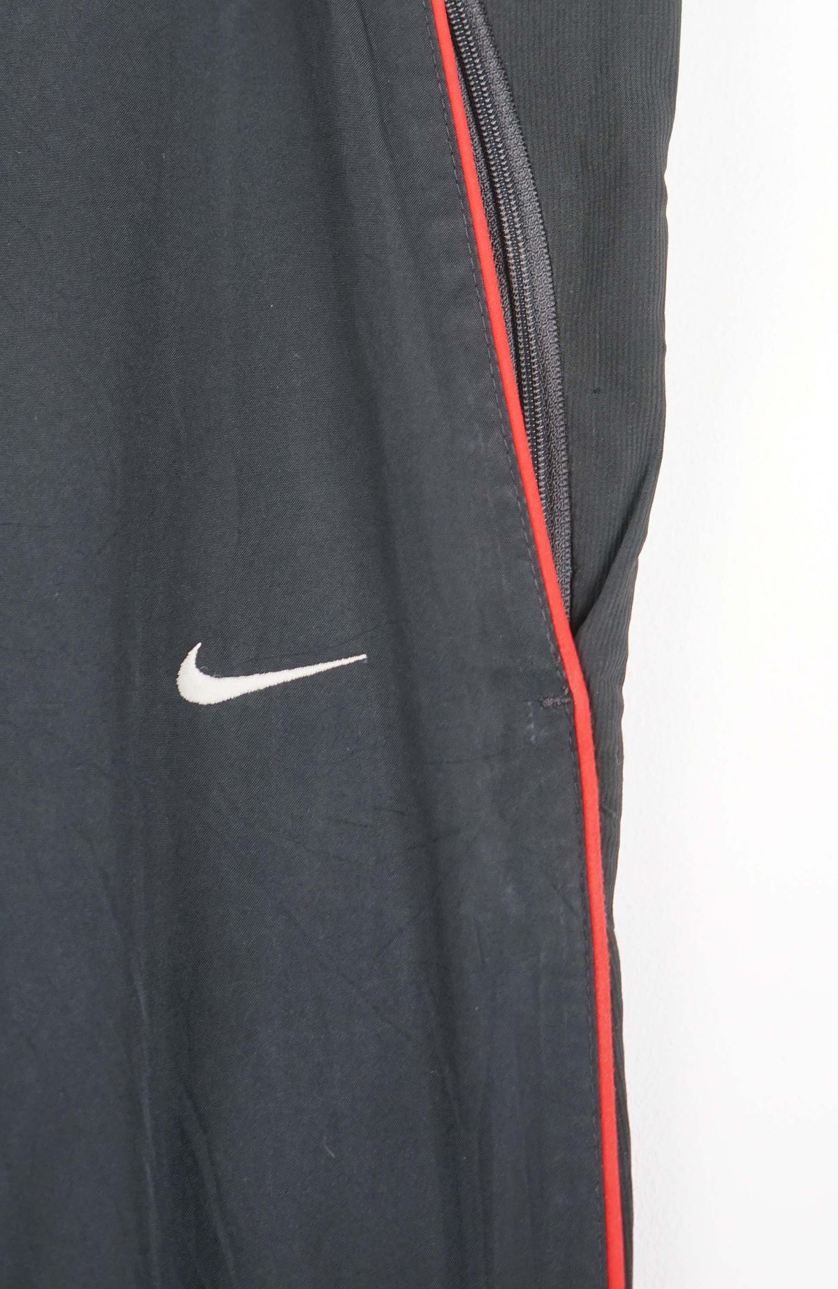 VINTAGE NIKE TRACK PANTS (XL)