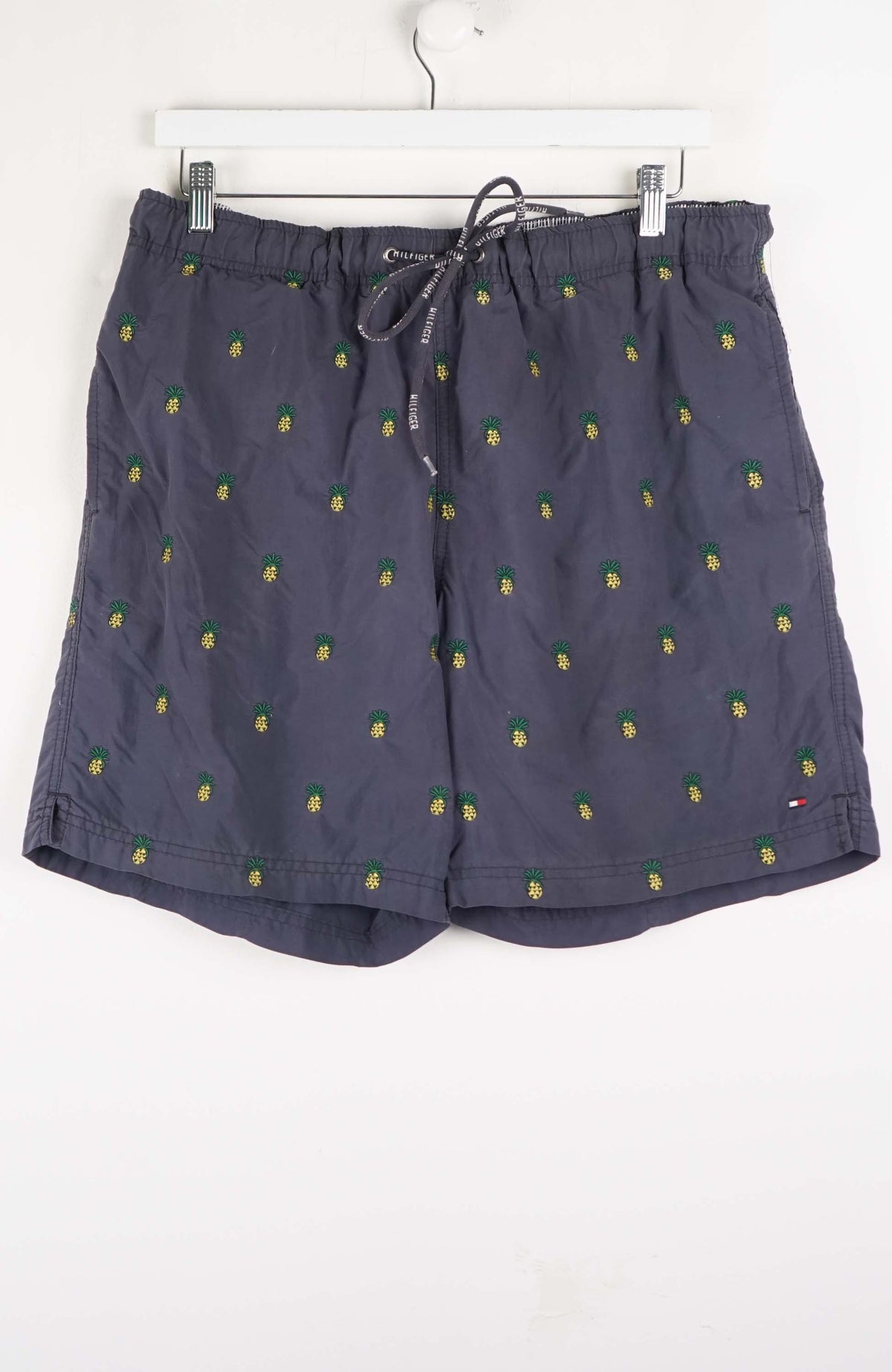 VINTAGE TOMMY HILFIGER ACTIVE SHORTS W32