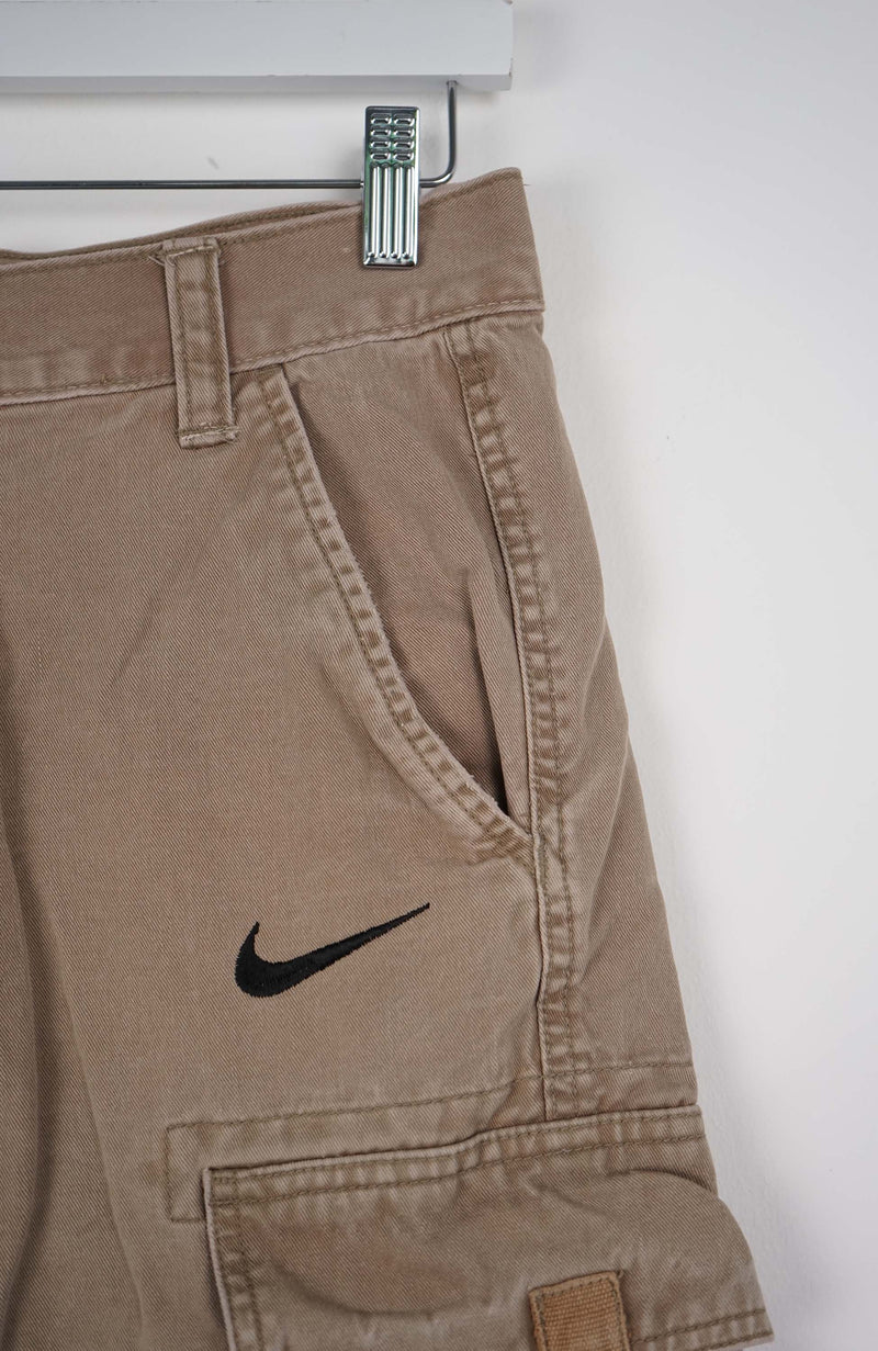 VINTAGE REWORK CARGO SHORTS W30