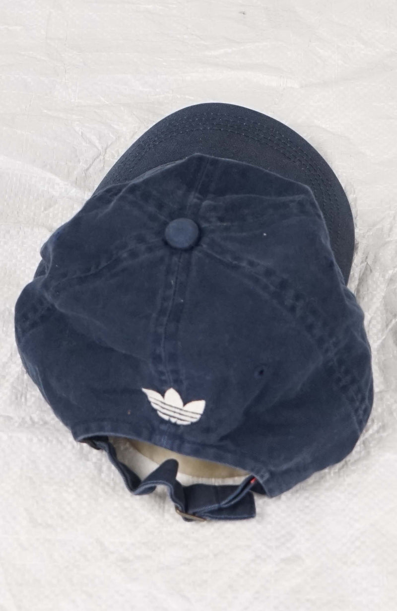 VINTAGE ADIDAS HAT