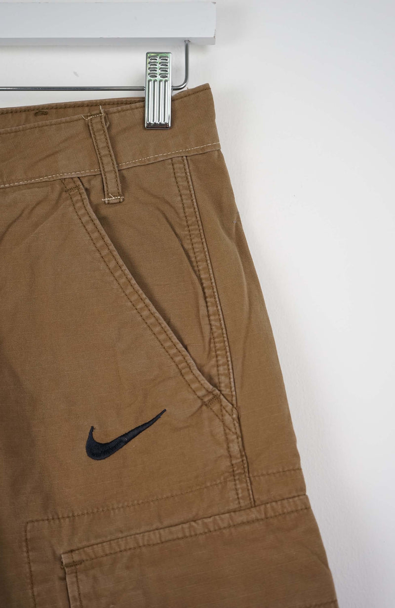 VINTAGE REWORK CARGO SHORTS W27