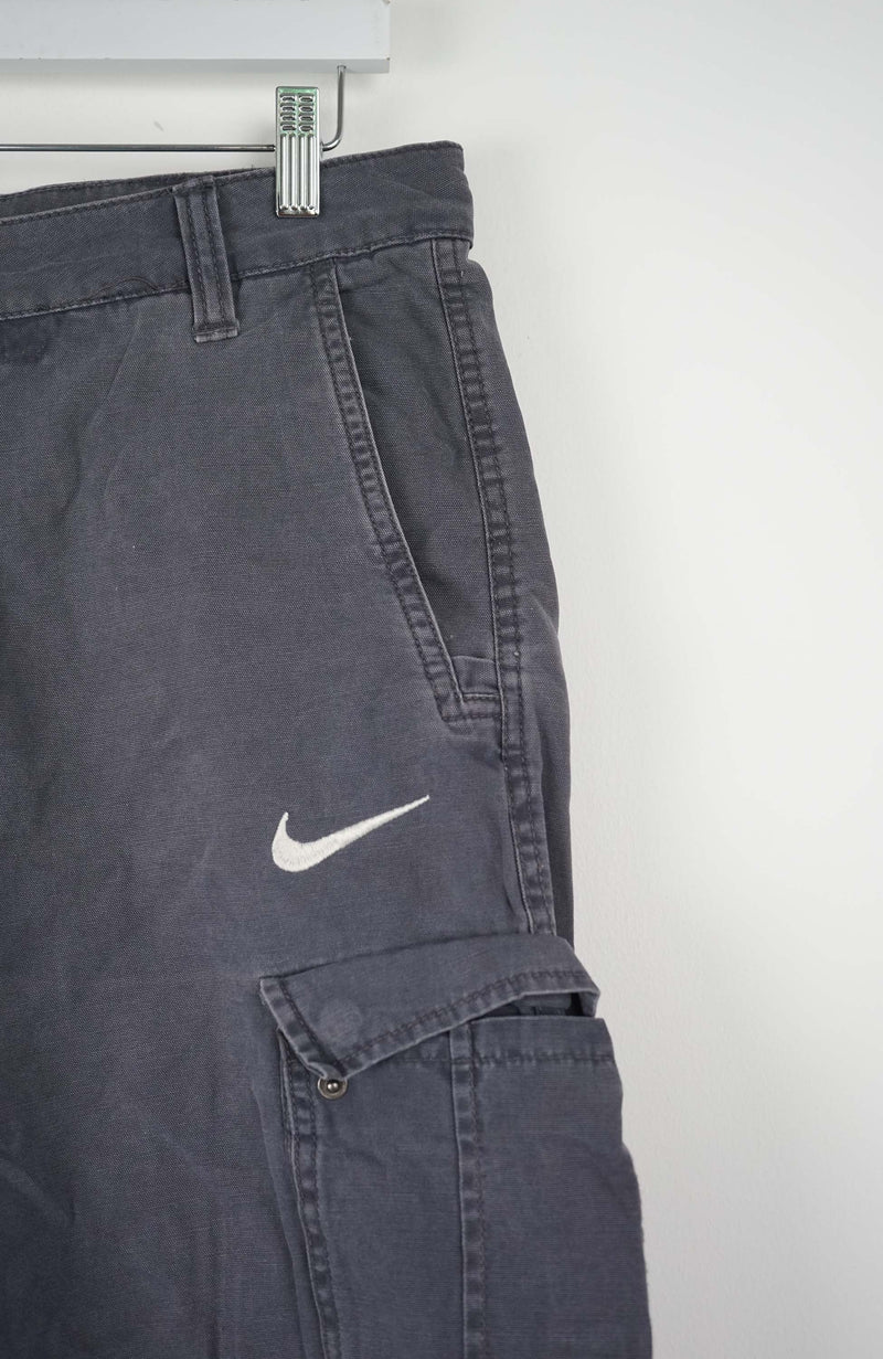 VINTAGE REWORK CARGO SHORTS W33