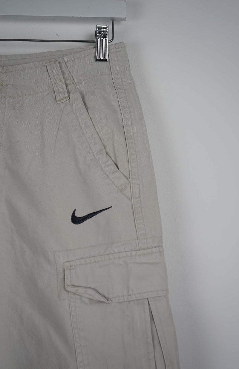 VINTAGE REWORK CARGO SHORTS W29