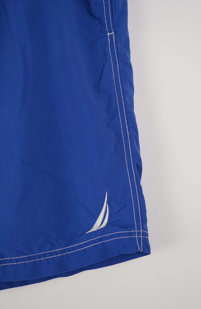 VINTAGE NAUTICA BOARD SHORTS W36