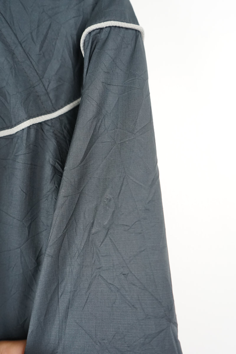 VINTAGE NIKE WINDBREAKER (XL)