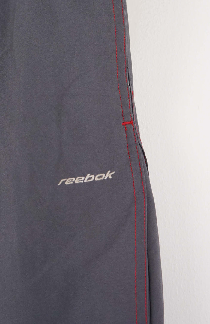 VINTAGE REEBOK TRACK PANTS (S)
