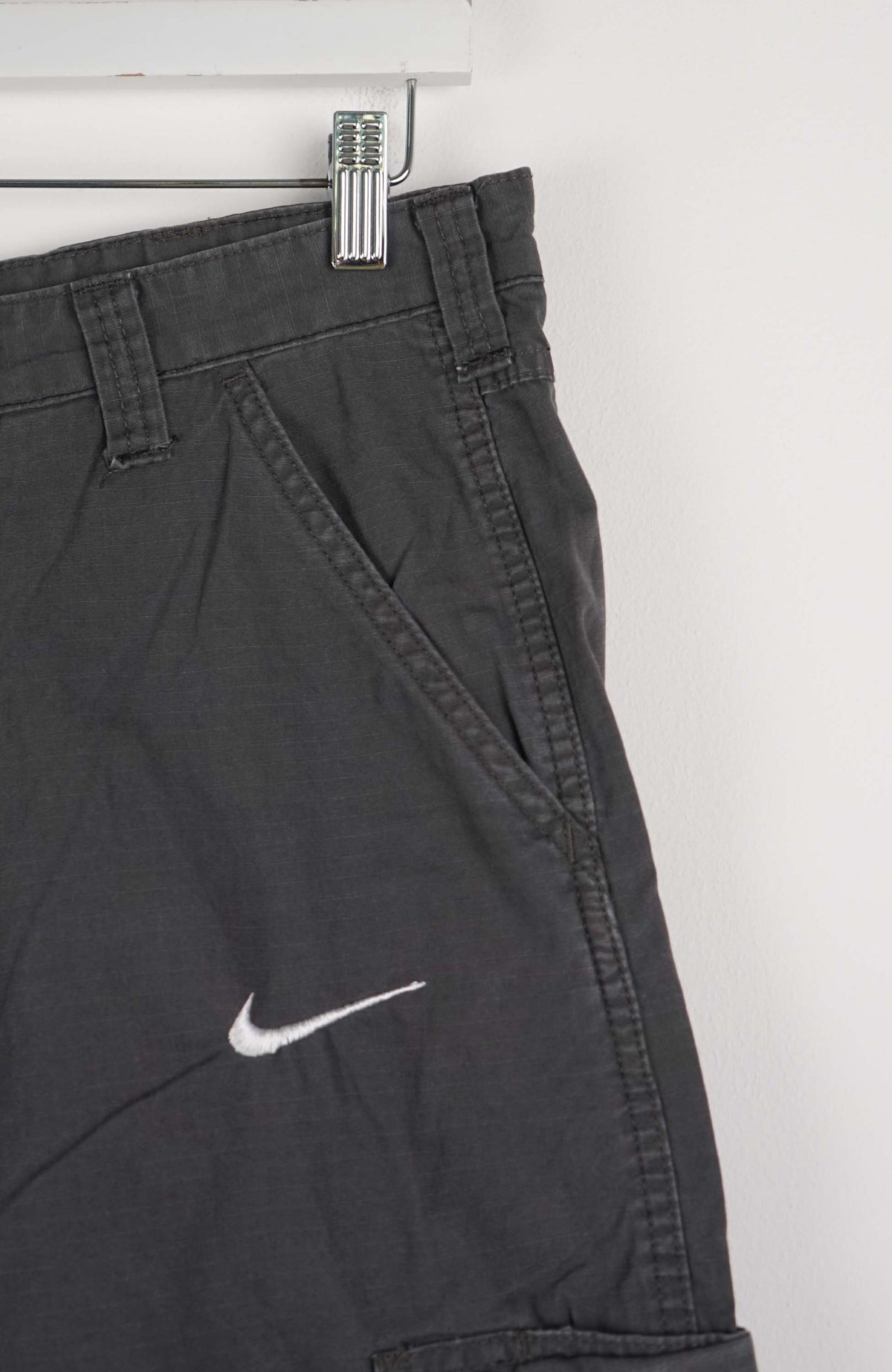 VINTAGE REWORK CARGO SHORTS W32