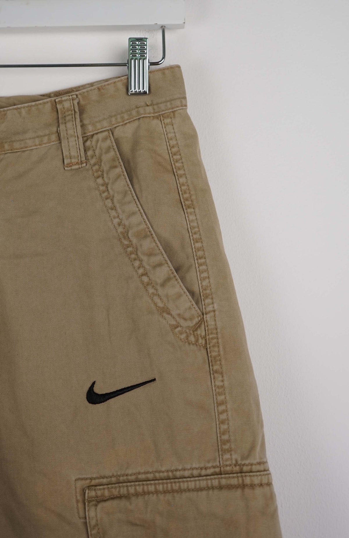 VINTAGE REWORK CARGO SHORTS W28