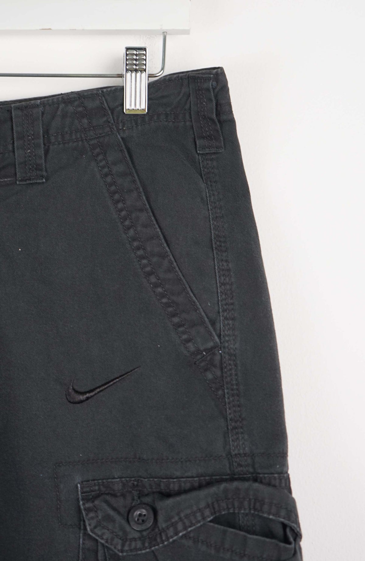 VINTAGE REWORK CARGO SHORTS W33