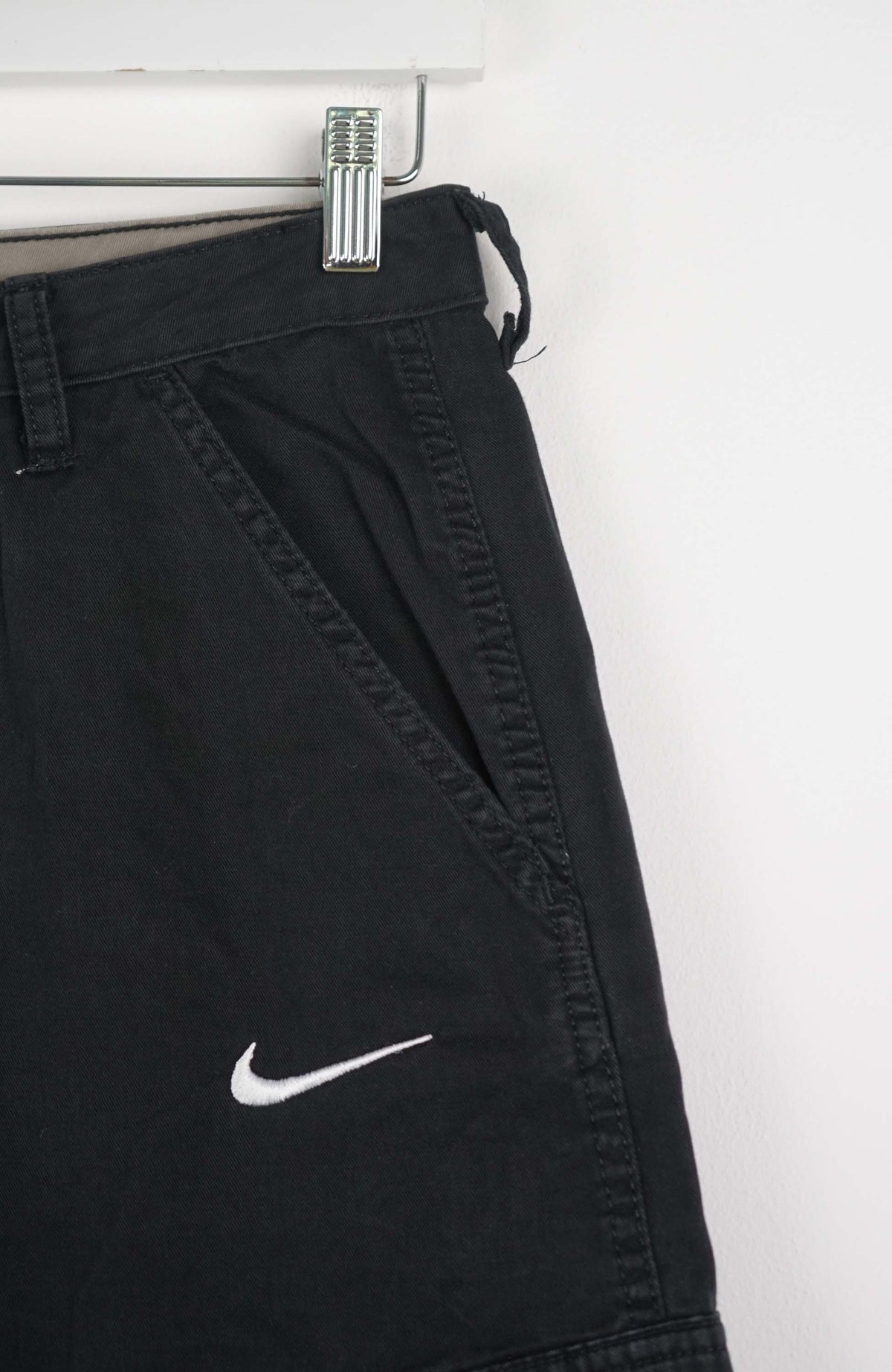 VINTAGE REWORK CARGO SHORTS W28
