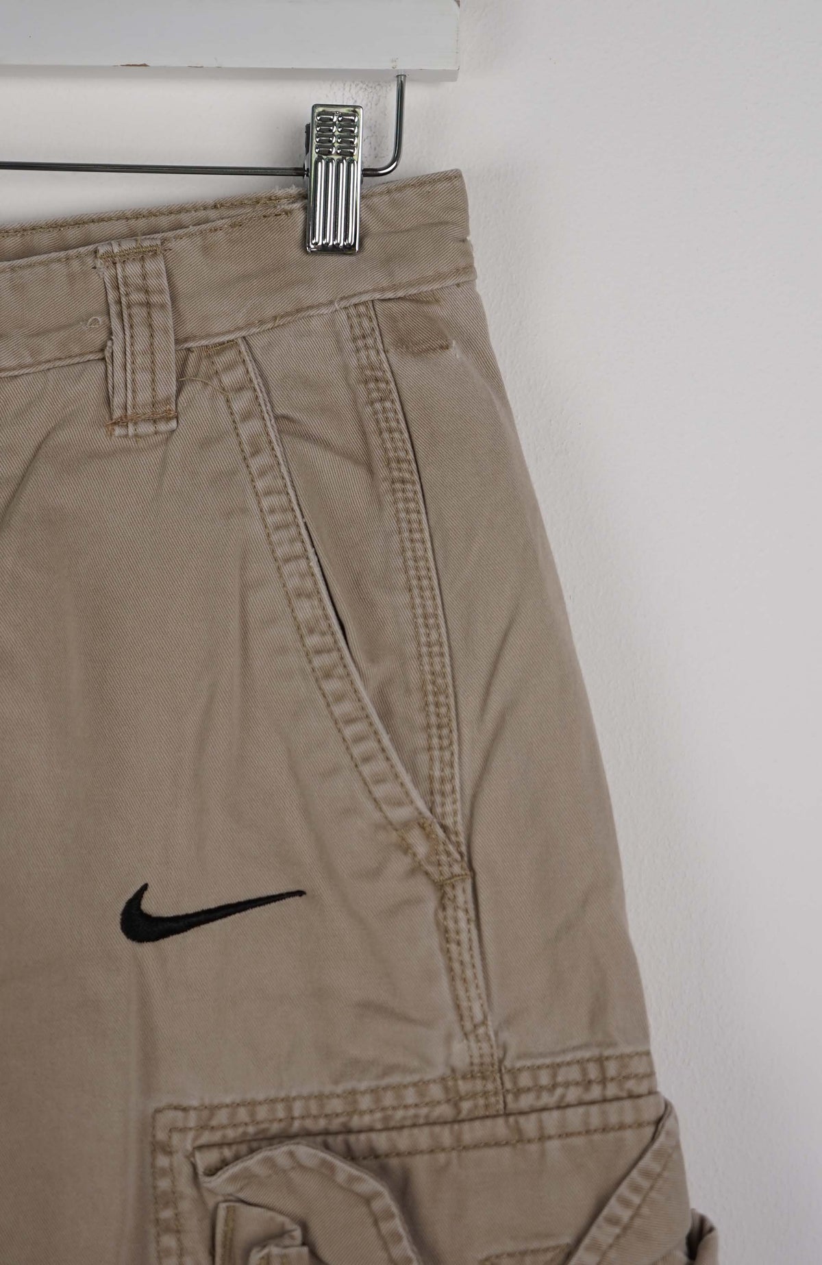 VINTAGE REWORK CARGO SHORTS W30