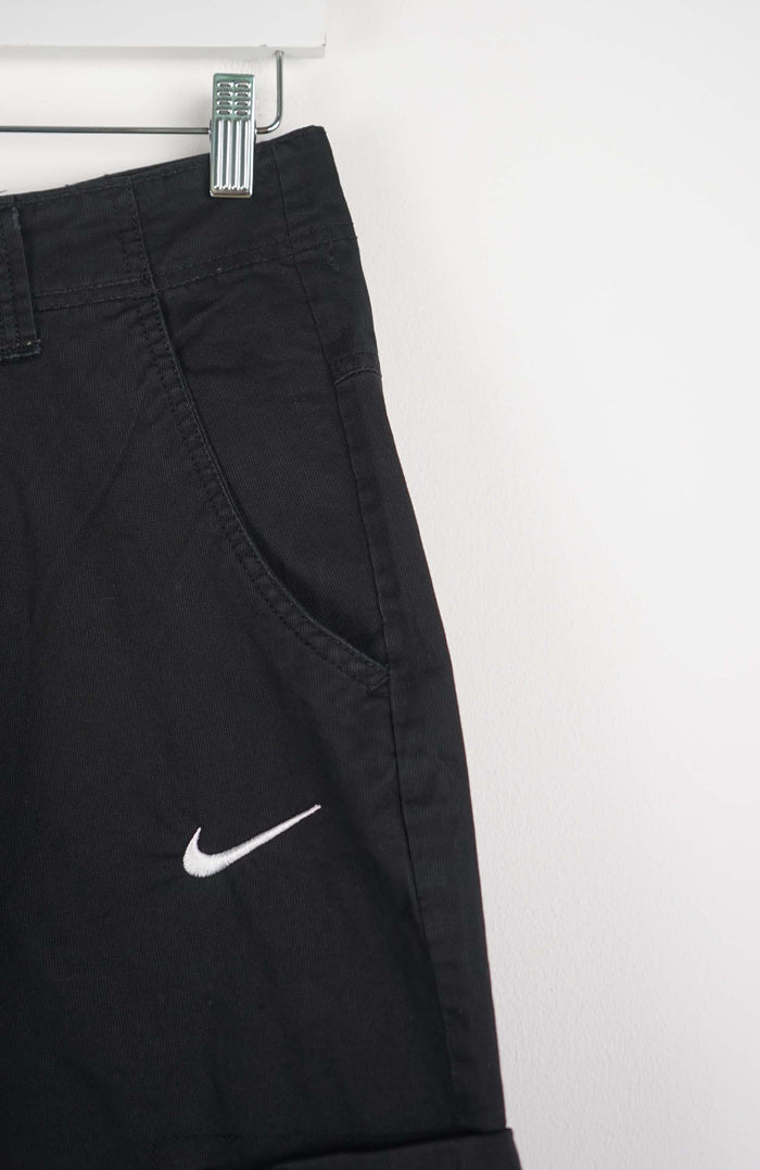 VINTAGE REWORK CARGO SHORTS W30