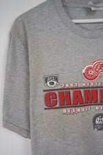 VINTAGE DETRIOT RED WINGS 2002 CHAMPIONS T-SHIRT (L)