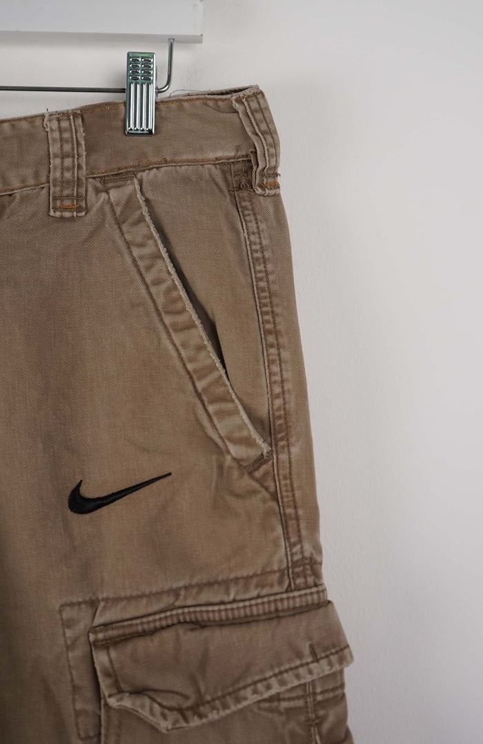 VINTAGE REWORK CARGO SHORTS W34