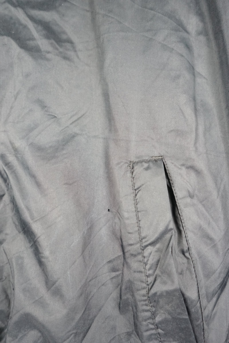 VINTAGE NIKE WINDBREAKER (L)