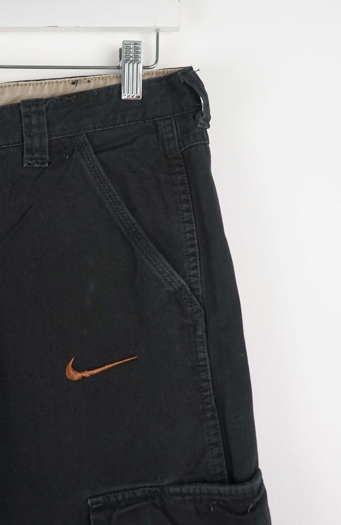 VINTAGE REWORK CARGO CAPRI SHORTS W32