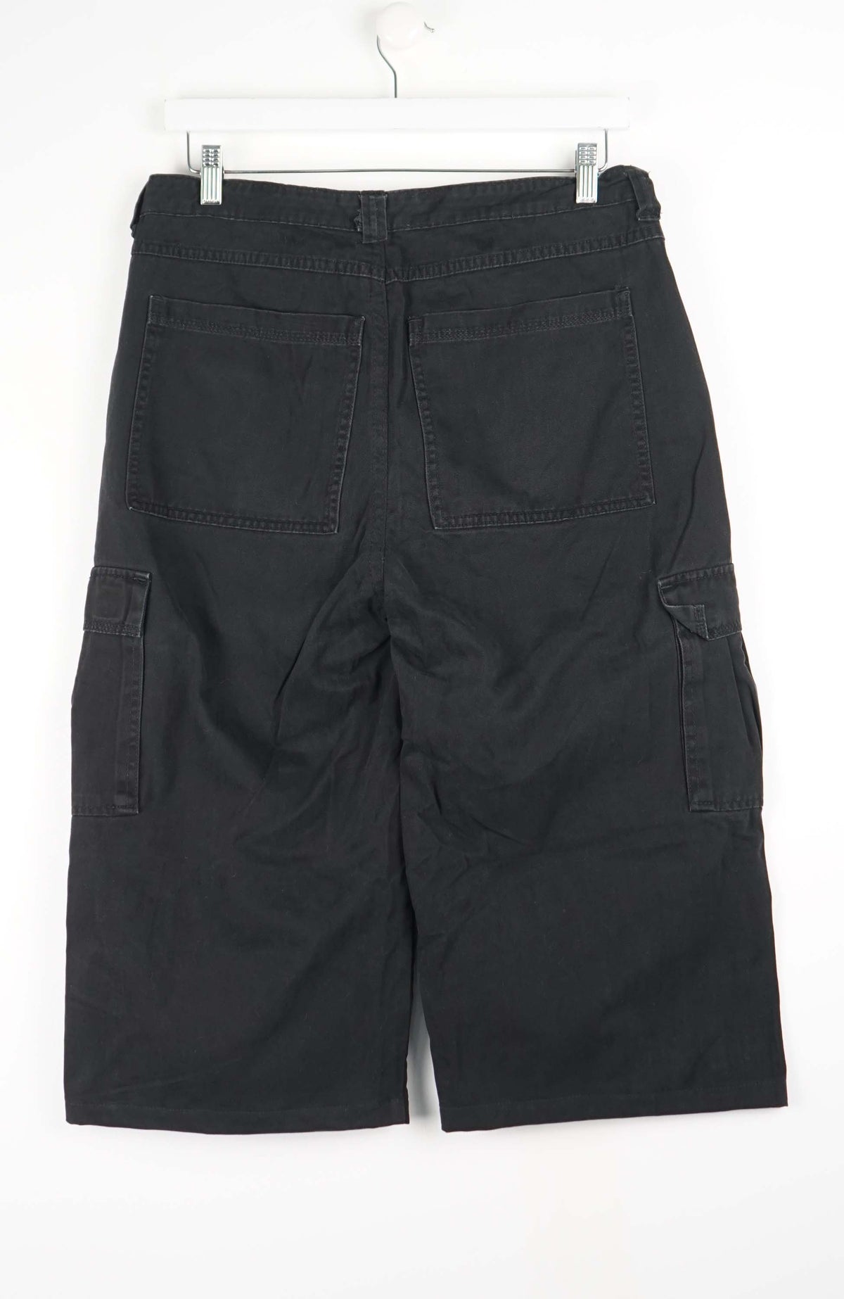 VINTAGE REWORK CARGO CAPRI SHORTS W32