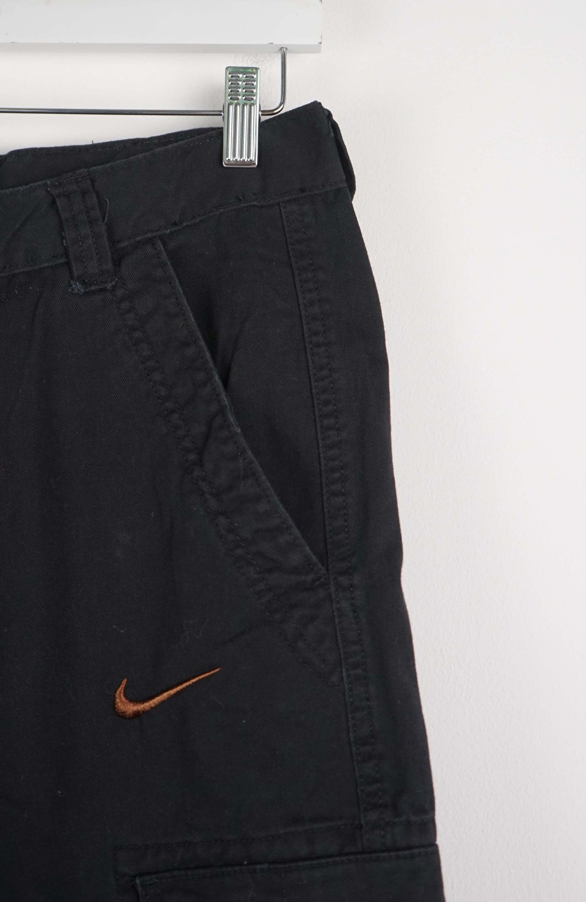 VINTAGE REWORK CARGO CAPRI SHORTS W32