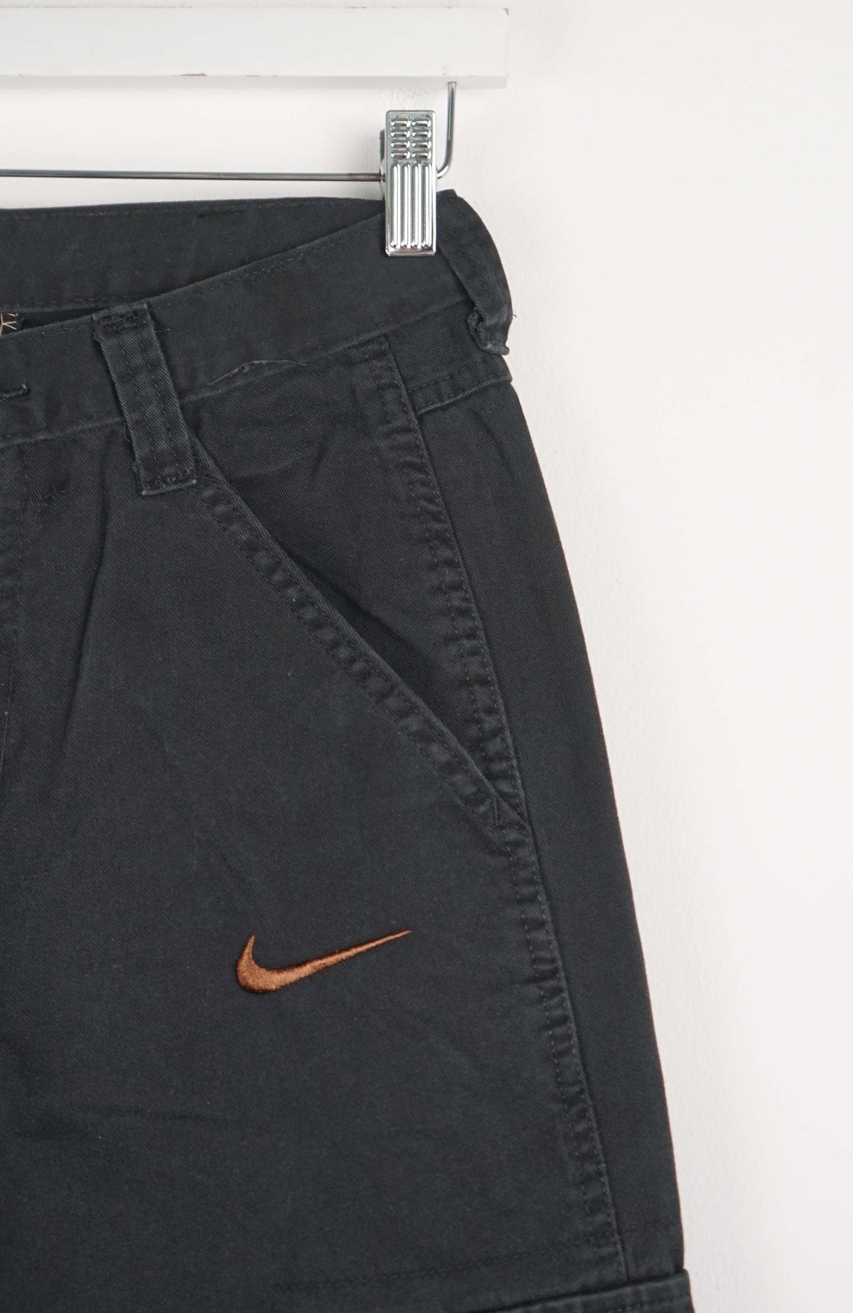 VINTAGE REWORK CARGO CAPRI SHORTS W30