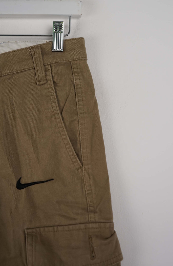 VINTAGE REWORK CARGO SHORTS W30
