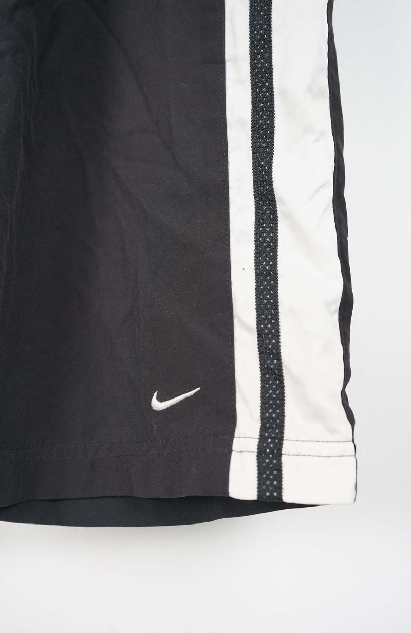VINTAGE NIKE 3/4 TRACK PANTS (XL)