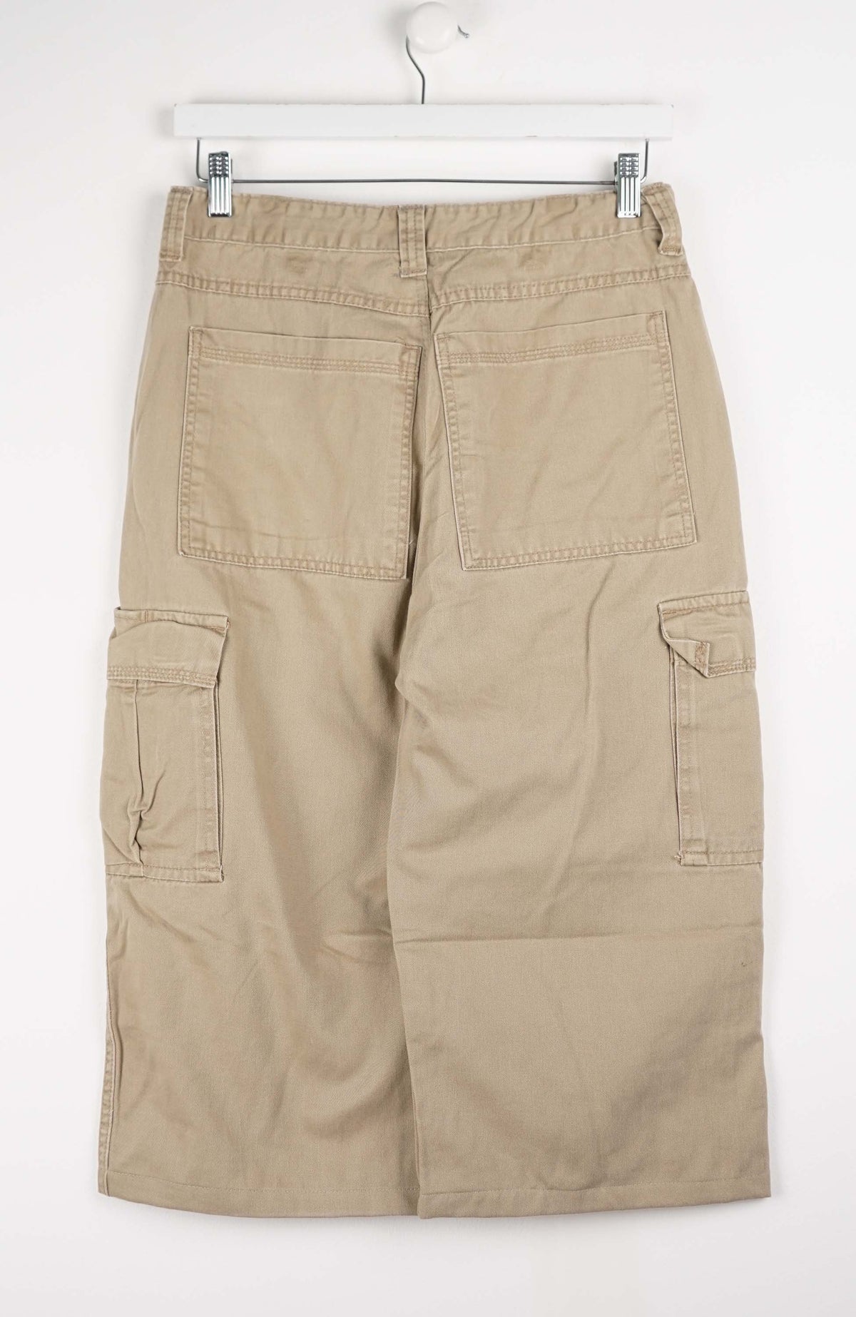VINTAGE REWORK CARGO CAPRI SHORTS W30