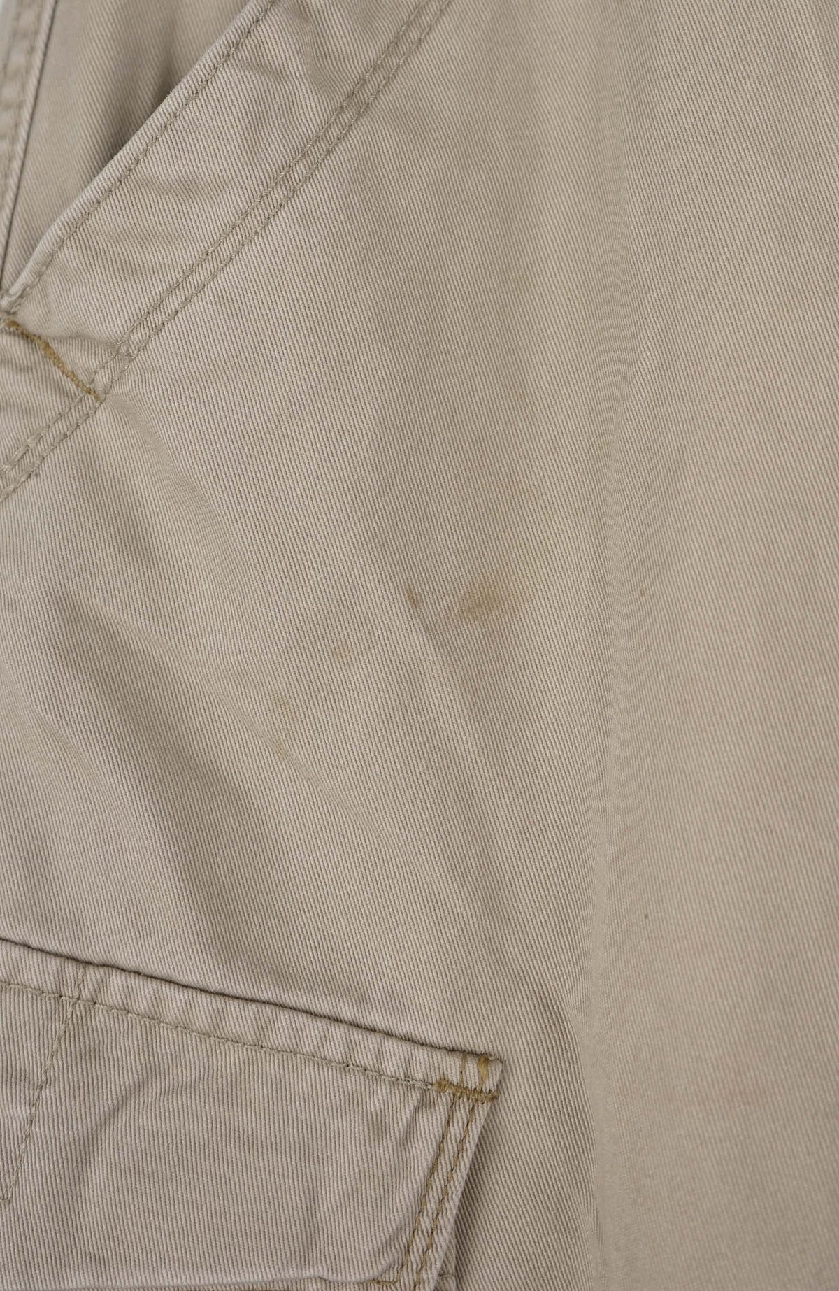 VINTAGE REWORK CARGO CAPRI SHORTS W28