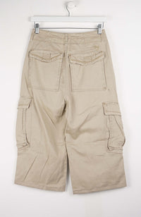 VINTAGE REWORK CARGO CAPRI SHORTS W28