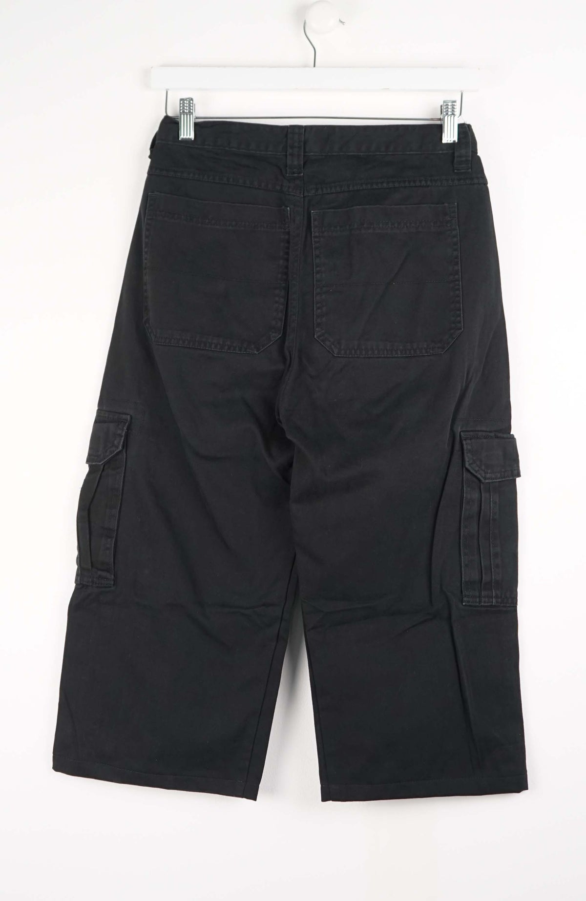 VINTAGE REWORK CARGO CAPRI SHORTS W28