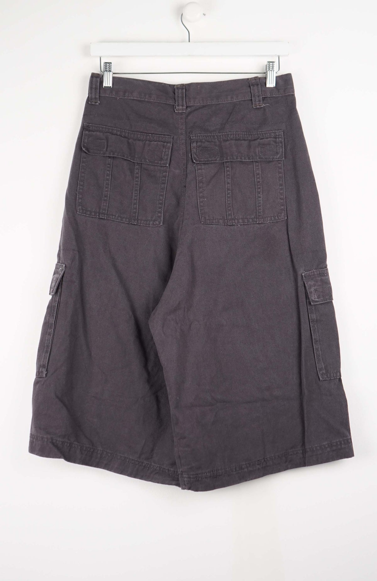 VINTAGE REWORK CARGO CAPRI SHORTS W31