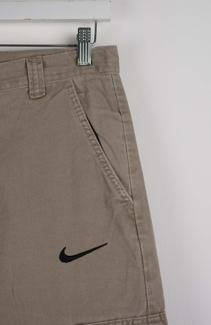 VINTAGE REWORK CARGO CAPRI SHORTS W31