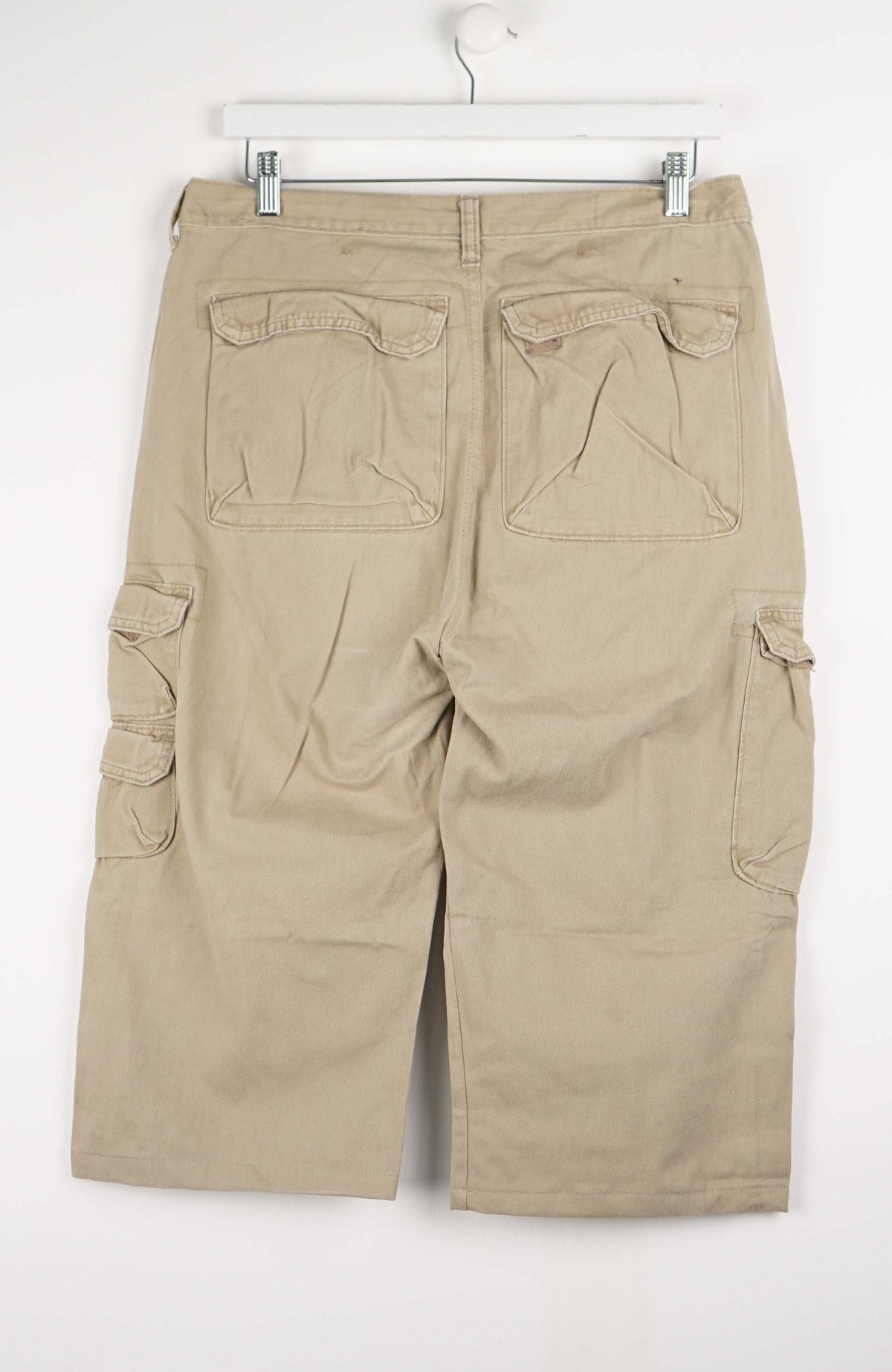VINTAGE REWORK CARGO CAPRI SHORTS W36