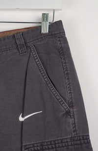 VINTAGE REWORK CARGO CAPRI SHORTS W29