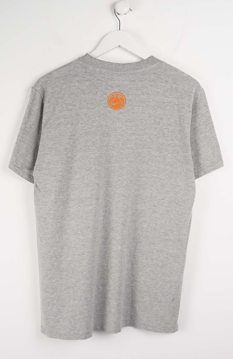 VINTAGE NIKE T-SHIRT (S)