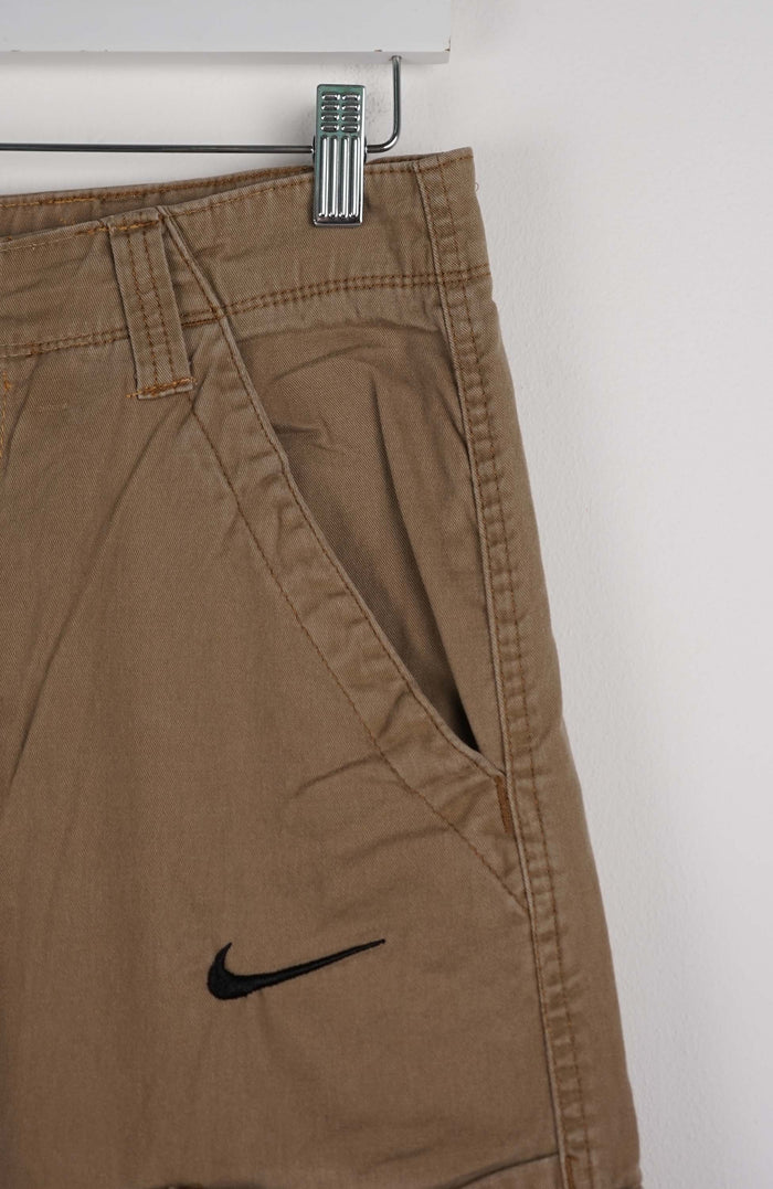 VINTAGE REWORK CARGO CAPRI SHORTS W30