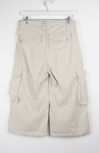 VINTAGE REWORK CARGO CAPRI SHORTS W32