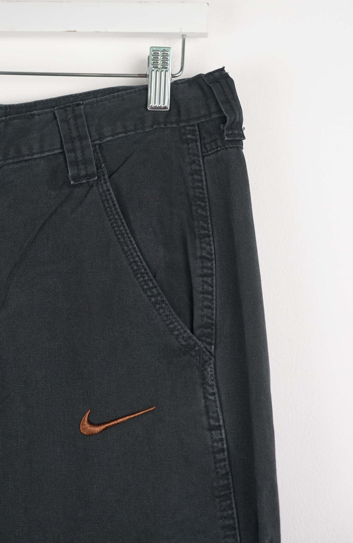 VINTAGE REWORK CARGO CAPRI SHORTS W32